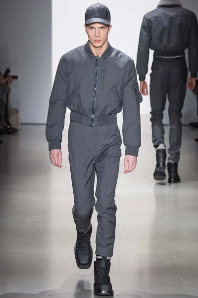 Look 36